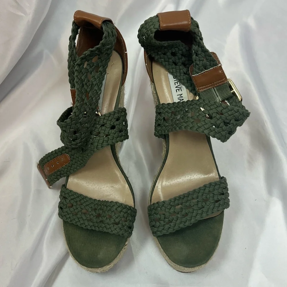 Steve Madden Magestee Espadrille Wedge Heels Green, size 8